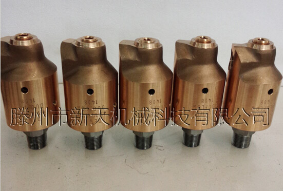 新型水循环旋转接头实物拍摄